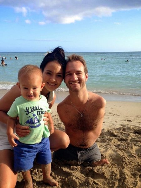 mas_nick-vujicic-and-family