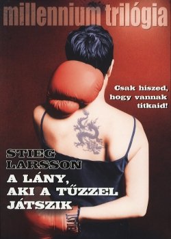 a_lany_aki_a_tuzzel_jatszik